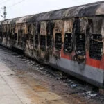 स्टेशन, ट्रेन, आग, मधुबनी, जयनगर-उधना, एक्सप्रेस, 2 बोगियां, खाक