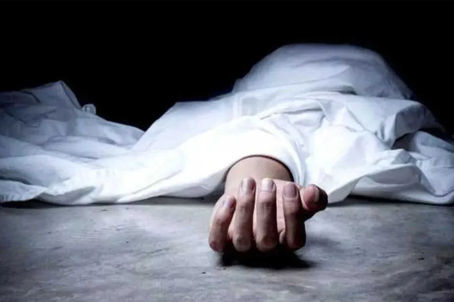 जमुई, पत्नी, गला रेता, हसुआ, गैर मर्द, अवैध रिश्ता