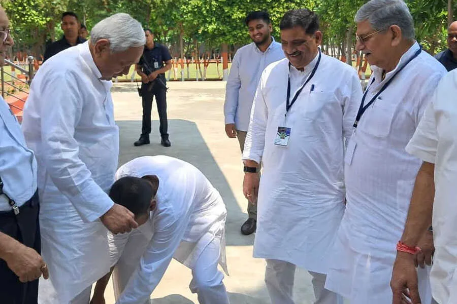 निशांत, शपथ, पैर छुए, नीतीश, ललन, मंत्री, पूरी लिस्ट, सम्राट कैबिनेट