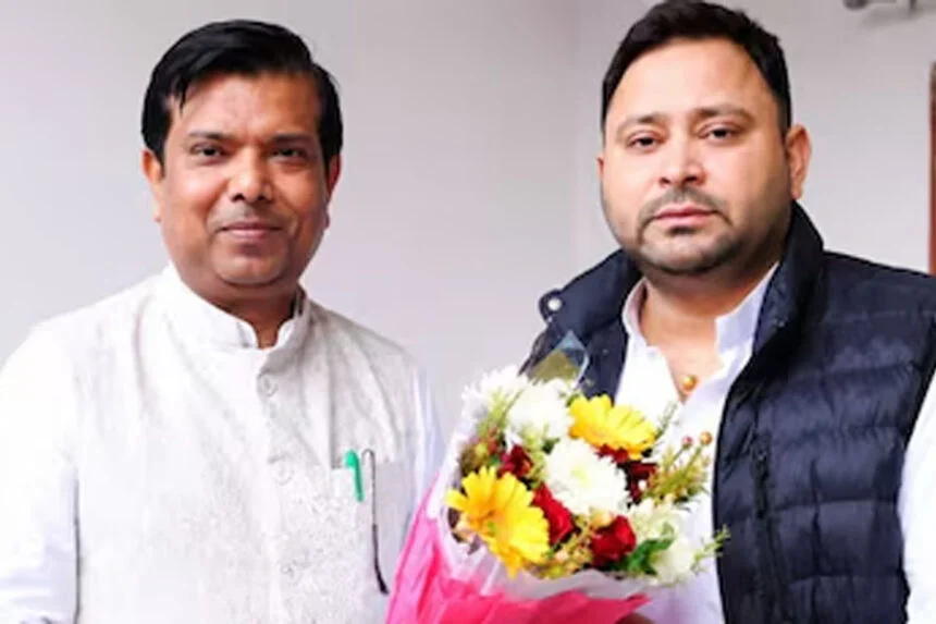 NEET, पेपर लीक, RJD, महासचिव, गिरफ्तार, तेजस्वी, करीबी, दिल्ली, क्राइम ब्रांच
