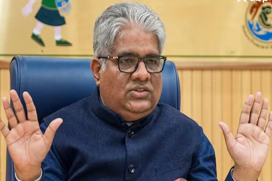 PMO, निजी स्टॉफ, हटाया, मंत्री, भुपेंद्र यादव