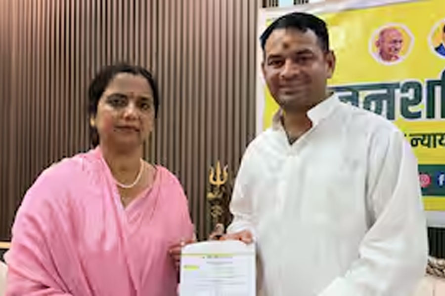 बाकीपुर, नामांकन, तेजप्रताप, कैंडिडेट, वीणा मानवी, गिरफ्तार, पीके, बीजेपी
