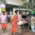 कोलकाता, डांसर, दोस्त, फ्लैट, शव, पटना