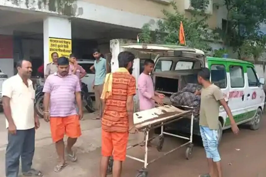 कोलकाता, डांसर, दोस्त, फ्लैट, शव, पटना