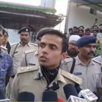 गोपालगंज, SP, पूर्व SHO, 3 जवान, गिरफ्तार, थाना, बंधक, उगाही