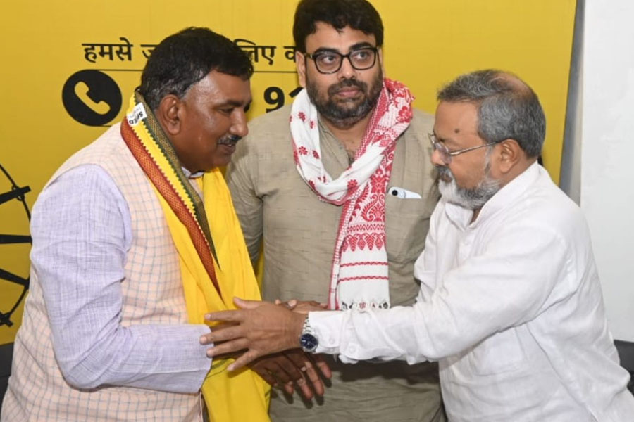 MLC, चुनाव, PK, झटका, टिकट, लौटाया, तिरहुत सीट, कैंडिडेट, नया प्रत्याशी