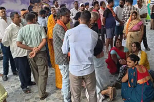 आरा, हार्डवेयर, कारोबारी, हत्या, सिर, मारी गोली